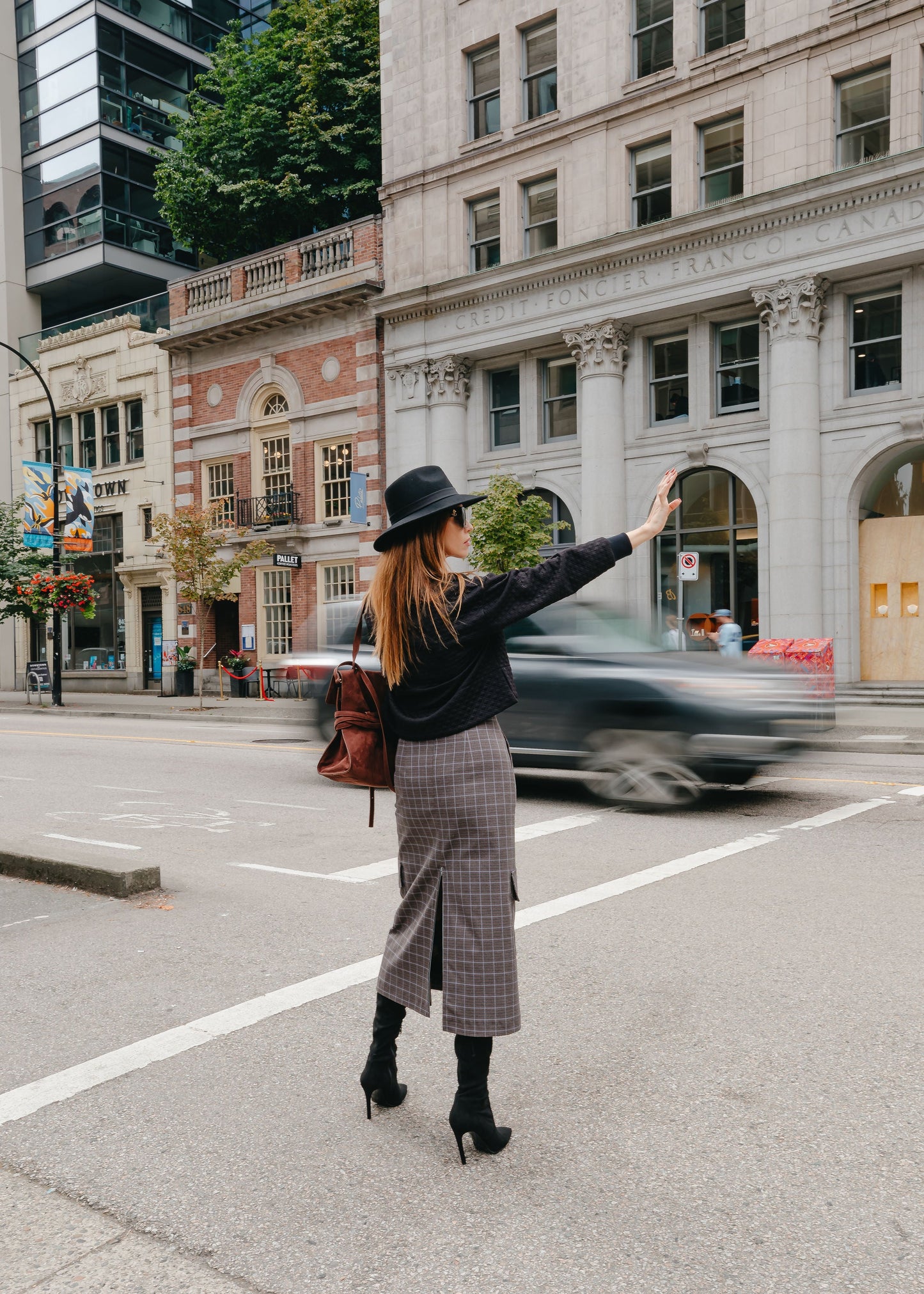 THE ANDRA SKIRT IN GREY PLAID