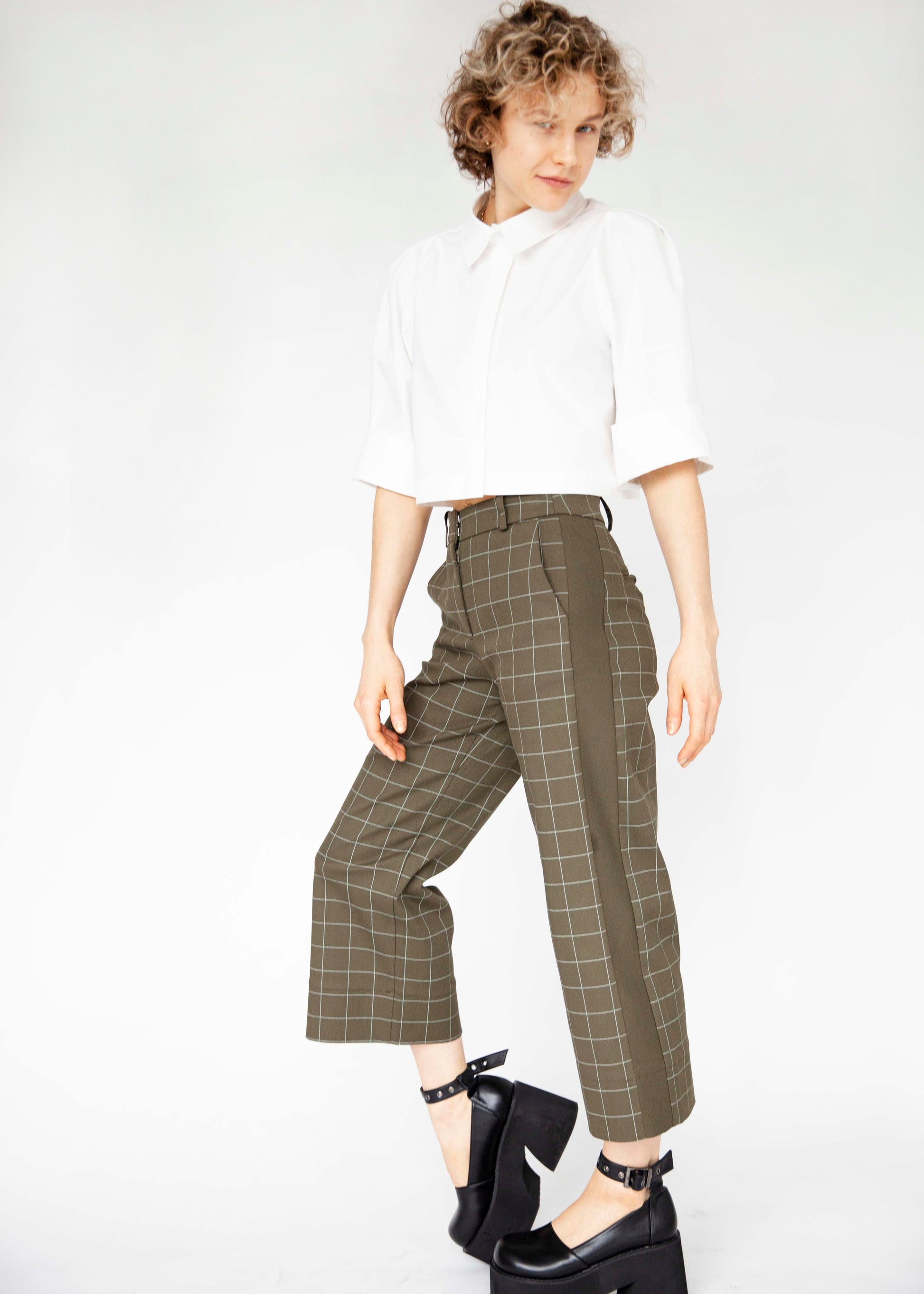 THE SHORT PANTS (Olive) - Goreea Designs
