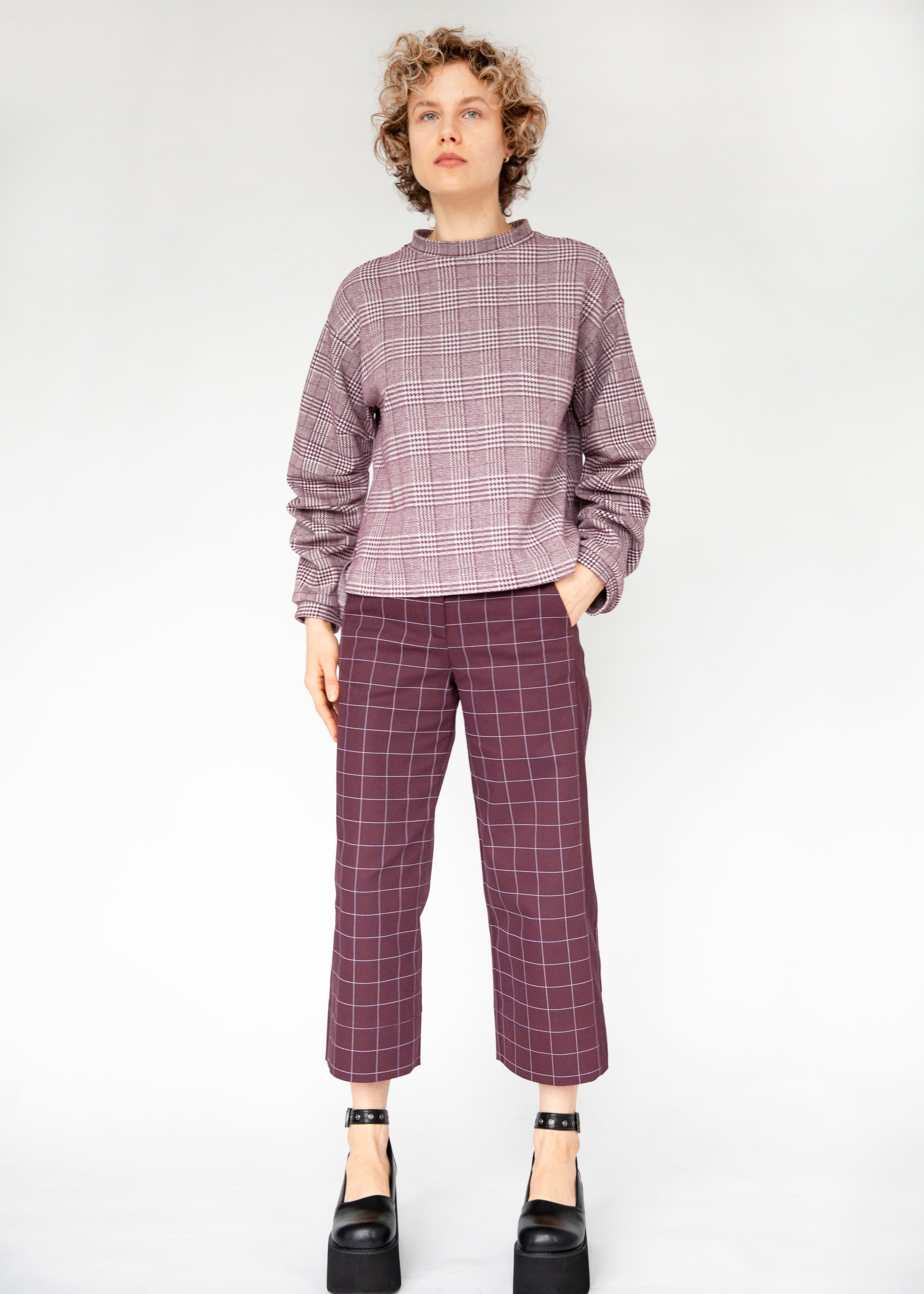 THE SHORT PANTS (Burgundy) - Goreea Designs
