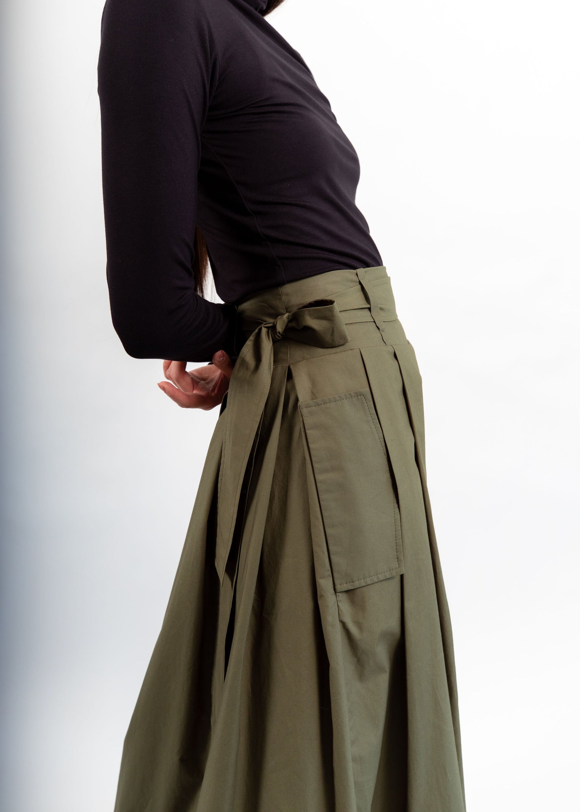 PLEATED SKIRT - Goreea Designs